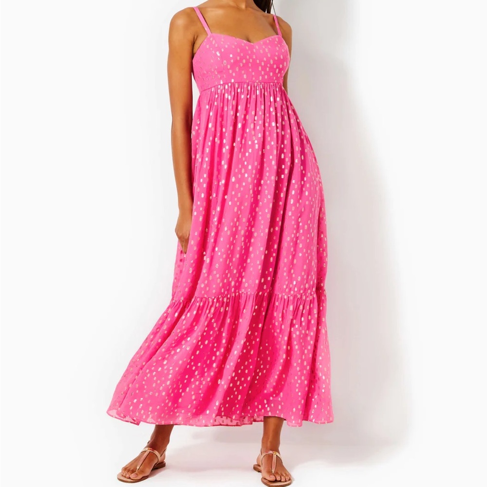 Lilly Pulitzer
Heidi Metallic Dot Maxi Dress
Aura Pink
6